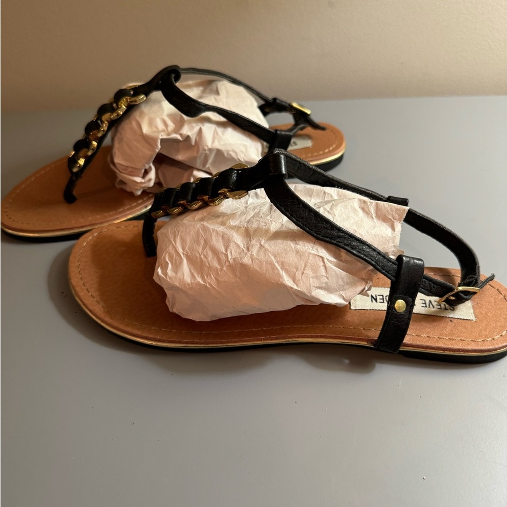 STEVE MADDEN SANDALS